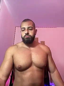 magnumchris online show from June 26, 2026, 8:02 pm