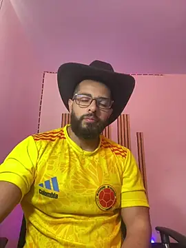 magnumchris online show from July 3, 2026, 1:17 pm