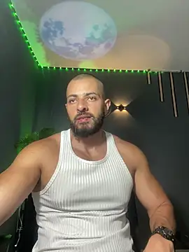 magnumchris online show from July 28, 2026, 10:31 pm