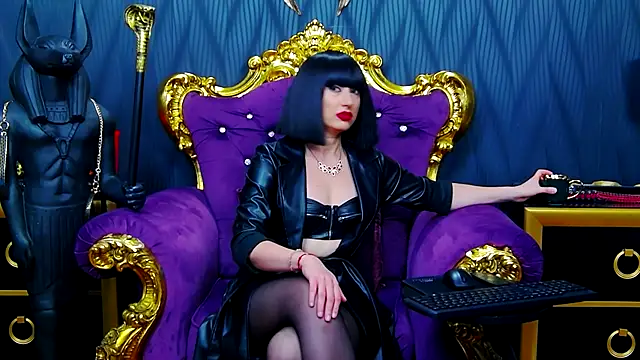 LaraMaeve online show from October 2, 2025, 4:30 am