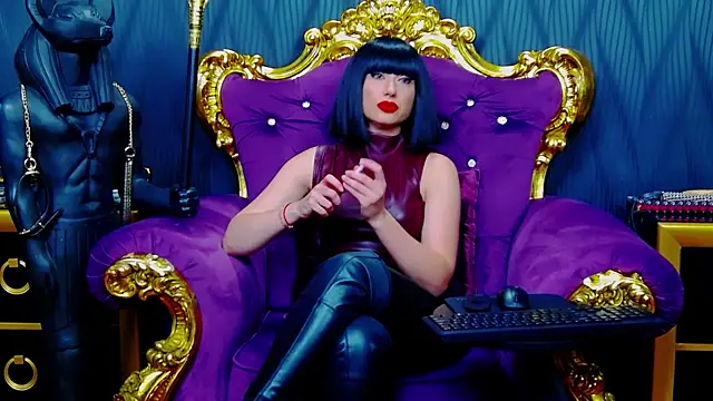 LaraMaeve online show from October 10, 2025, 4:55 am