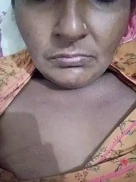 aunty sumy online show from November 13, 2025, 3:55 pm