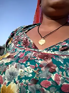 aunty sumy online show from May 8, 2026, 2:06 am