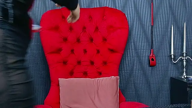 Snapshot of MistressDora chatting on May 6, 2026, 6:08 am MistressDora online show from May 6, 2026, 6:08 am
