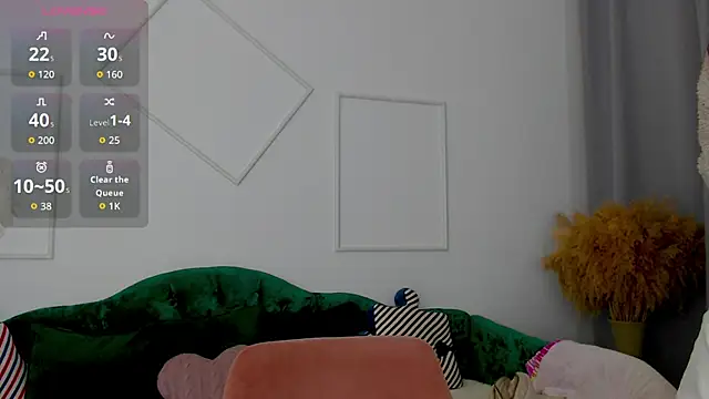 Snapshot of Little_cherryy__ chatting on September 27, 2025, 6:29 am Little cherryy   online show from September 27, 2025, 6:29 am