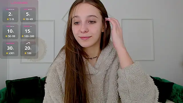 Snapshot of Little_cherryy__ chatting on October 6, 2025, 6:33 am Little cherryy   online show from October 6, 2025, 6:33 am