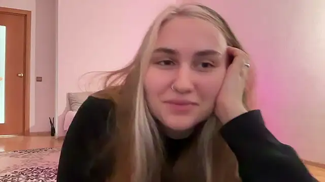 Crystal Moonk online show from September 13, 2025, 9:20 am