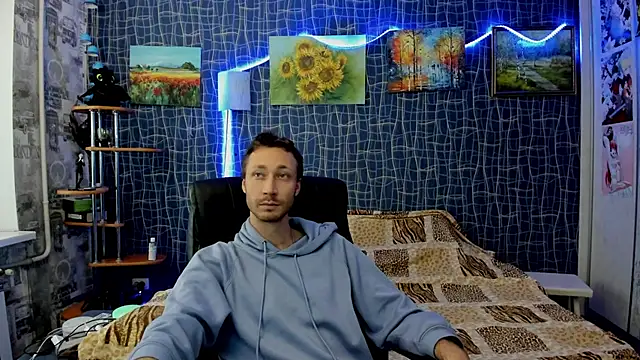 CuteBoy228 online show from December 18, 2025, 1:17 pm