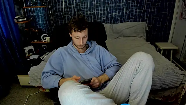 CuteBoy228 online show from May 10, 2026, 3:50 pm