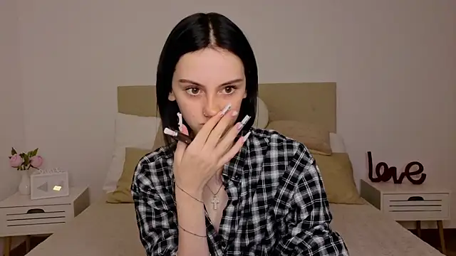 Snapshot of Little_moly999 chatting on October 14, 2025, 7:58 pm Little moly999 online show from October 14, 2025, 7:58 pm