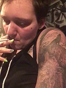 Ich-eben123 online show from October 5, 2025, 7:01 pm