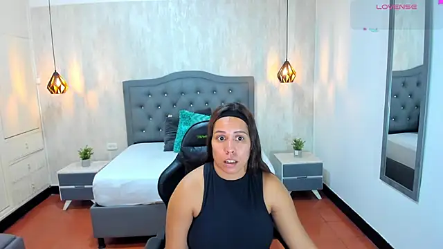 lissa jhonsoon online show from July 31, 2026, 11:48 pm