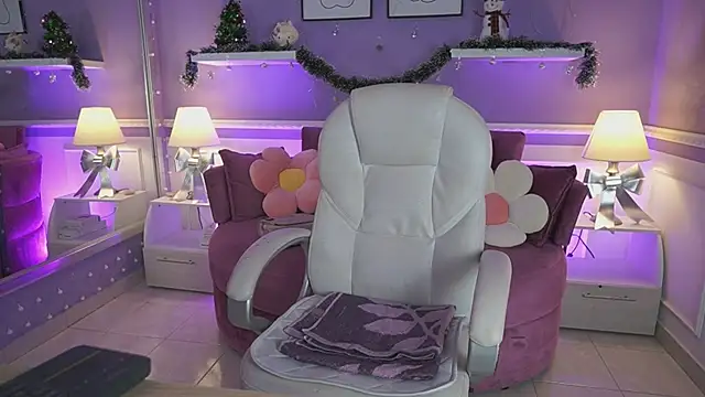 DahliaGrey online show from December 15, 2025, 11:36 am