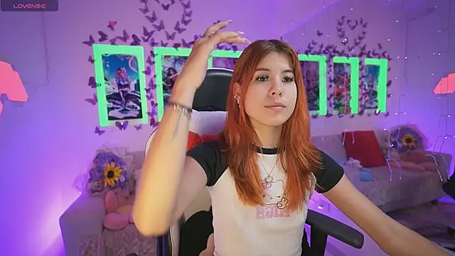 DahliaGrey online show from June 22, 2026, 11:40 am