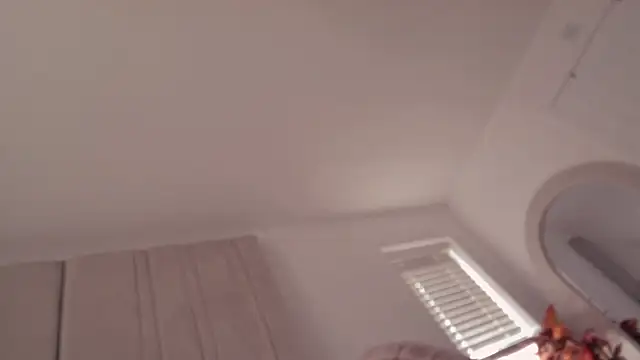 Desire-XOXOX online show from October 22, 2025, 1:00 pm