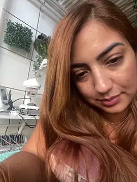 Snapshot of Karlla_Brown chatting on October 8, 2025, 2:58 pm Karlla Brown online show from October 8, 2025, 2:58 pm