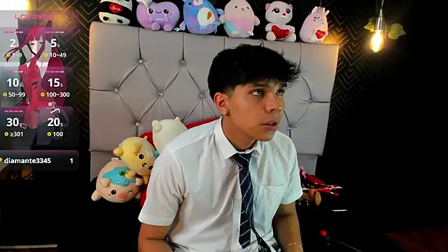 Snapshot of Thiago_Kozak chatting on September 23, 2025, 3:04 pm Thiago Kozak online show from September 23, 2025, 3:04 pm