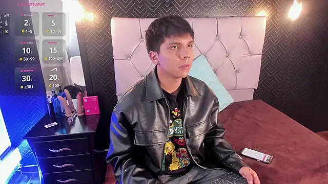 Snapshot of Thiago_Kozak chatting on February 23, 2026, 1:52 pm Thiago Kozak online show from February 23, 2026, 1:52 pm