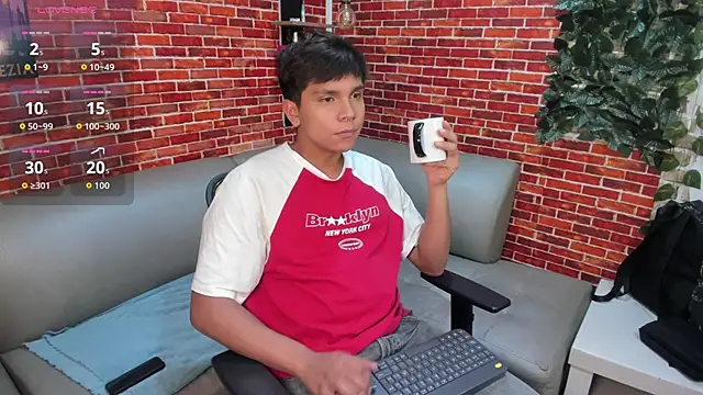 Thiago Kozak online show from May 22, 2026, 1:17 pm