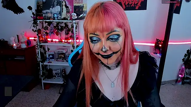 Makii 33 online show from October 10, 2025, 9:25 pm