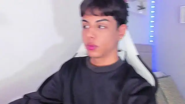 Thomas wil online show from October 24, 2025, 6:43 am