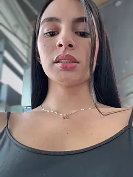 MartiinaRosse online show from February 4, 2026, 2:12 pm