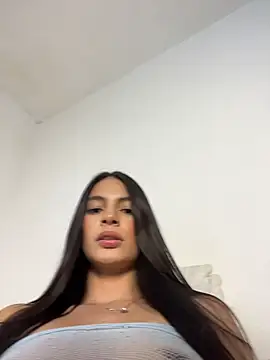 Snapshot of MartiinaRosse chatting on July 18, 2026, 3:00 am MartiinaRosse online show from July 18, 2026, 3:00 am