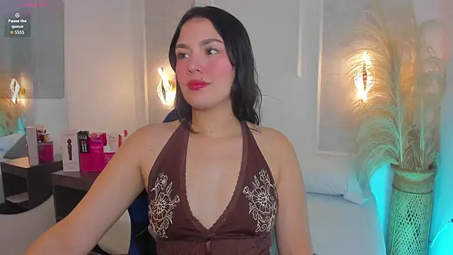 cristina gallardo online show from July 12, 2026, 2:13 am