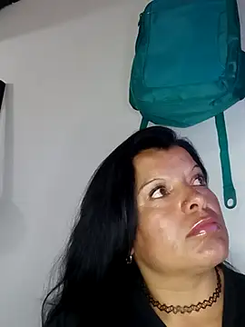 Snapshot of Hanna_Kieran chatting on September 19, 2025, 9:37 pm Hanna Kieran online show from September 19, 2025, 9:37 pm