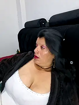 Snapshot of Hanna_Kieran chatting on October 25, 2025, 3:47 am Hanna Kieran online show from October 25, 2025, 3:47 am