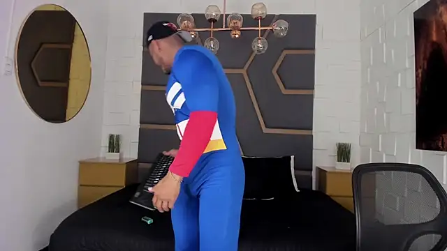 magnusclark online show from September 17, 2025, 7:37 pm