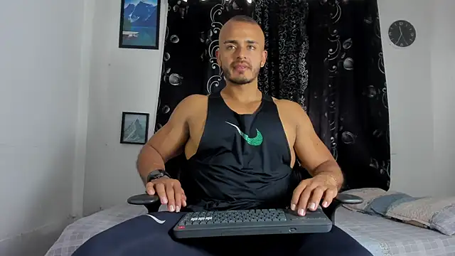 magnusclark online show from October 22, 2025, 5:13 pm