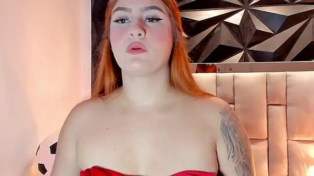 Snapshot of megan_whitee__ chatting on July 1, 2026, 2:02 am megan whitee online show from July 1, 2026, 2:02 am