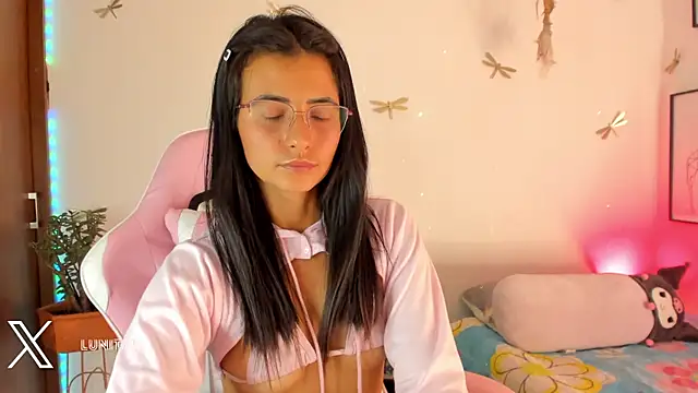 princessluna 19 online show from June 19, 2026, 9:40 pm