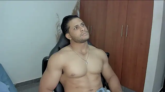 Evansdark1 online show from May 15, 2026, 11:56 pm