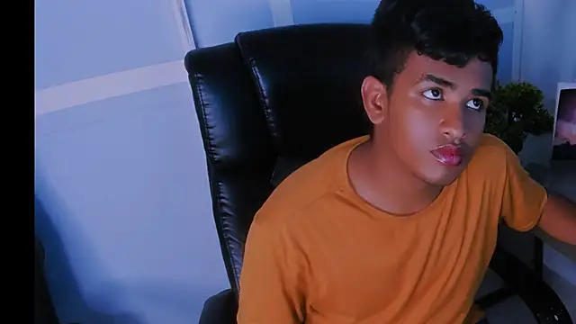 dylan kisss online show from September 10, 2025, 8:58 am
