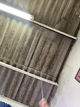 Snapshot of RobinLenoxx chatting on October 31, 2025, 4:52 pm RobinLenoxx online show from October 31, 2025, 4:52 pm