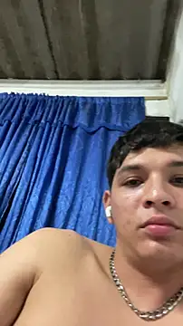 Snapshot of RobinLenoxx chatting on November 8, 2025, 4:56 am RobinLenoxx online show from November 8, 2025, 4:56 am