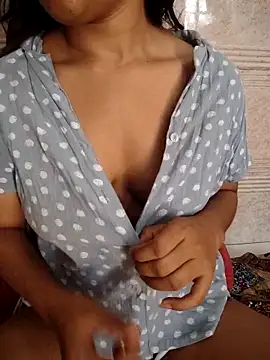 Snapshot of shila_rani chatting on September 23, 2025, 8:39 am shila rani online show from September 23, 2025, 8:39 am