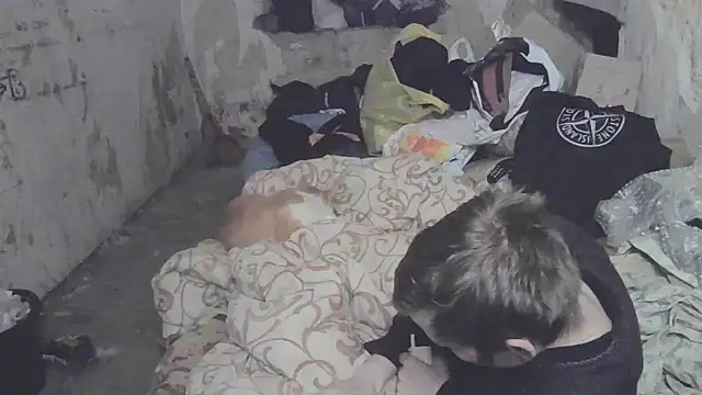 makarov1993 online show from November 4, 2025, 8:24 am