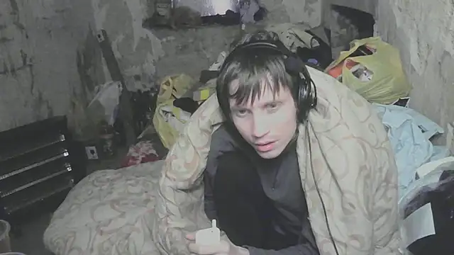 makarov1993 online show from April 28, 2026, 2:27 am