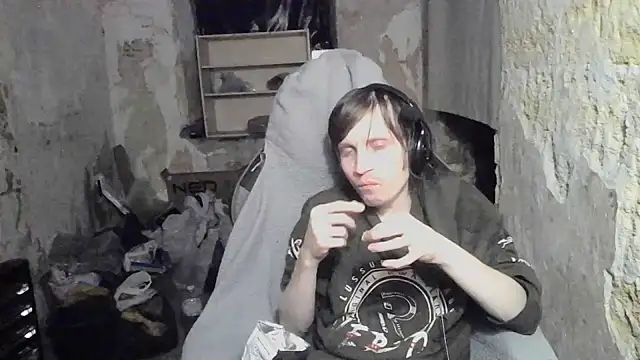 makarov1993 online show from August 4, 2026, 11:51 pm