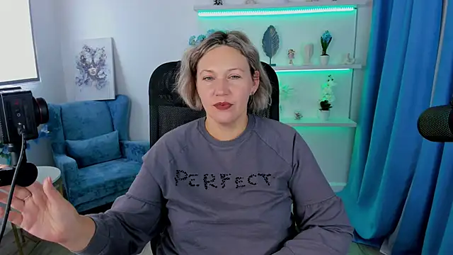 NinaStarle online show from September 27, 2025, 4:28 am