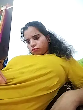 Snapshot of JHILMIL chatting on November 4, 2025, 9:08 am JHILMIL online show from November 4, 2025, 9:08 am