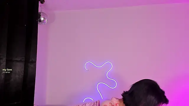 Londonttipton online show from March 13, 2026, 4:52 am