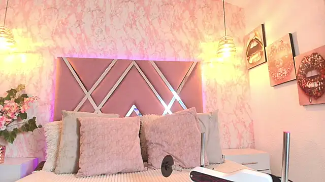 Snapshot of Aliice1_ chatting on November 15, 2025, 9:32 pm Aliice1 online show from November 15, 2025, 9:32 pm