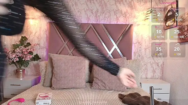 Snapshot of Aliice1_ chatting on November 25, 2025, 8:09 pm Aliice1 online show from November 25, 2025, 8:09 pm