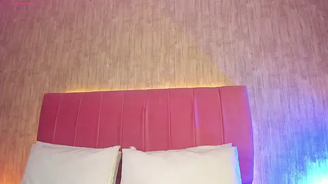 Kendra kobein online show from December 18, 2025, 9:10 pm