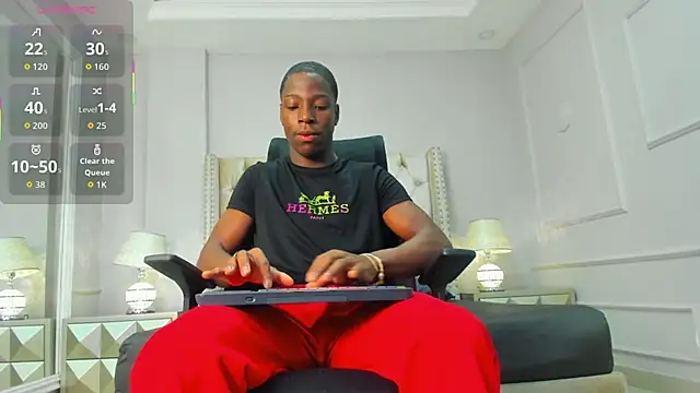 Snapshot of CharlesBrown_ chatting on September 18, 2025, 1:46 pm CharlesBrown  online show from September 18, 2025, 1:46 pm
