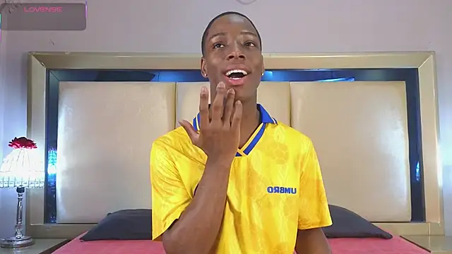 CharlesBrown  online show from August 4, 2026, 12:52 pm